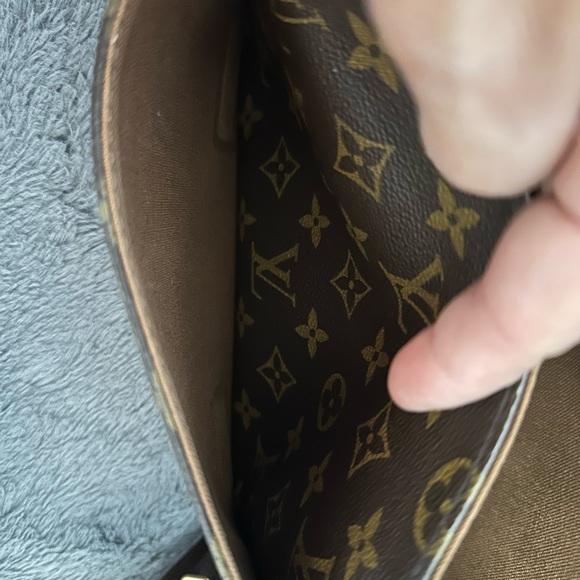 Louis Vuitton Bosphore Messenger Bag Monogram Canvas PM - Picture 7 of 10